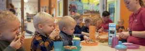 kinderopvang aan tafel